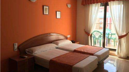 2 hotels in Valencia, Spain